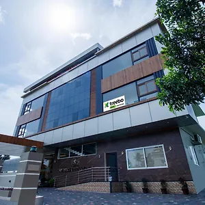 Hotel Treebo Amigos Residency Cochin Airport