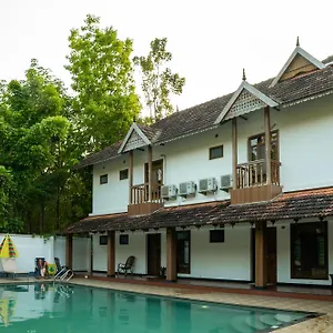Aparthotel Vajra Ayurveda And Yoga Retreat