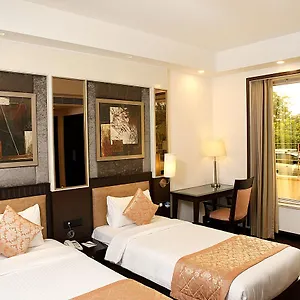 Inde Vista Woods Huda Centre, Hotel Gurgaon